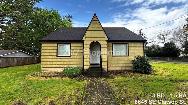Bright 3BD I 1.5BA Home w/ Large Yard - SE Portland - Bright 3BD I 1.5BA Home w/ Large Yard - SE Portland