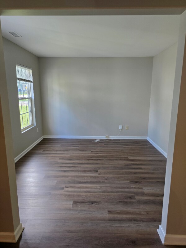 Building Photo - 945 Ujamaa Dr