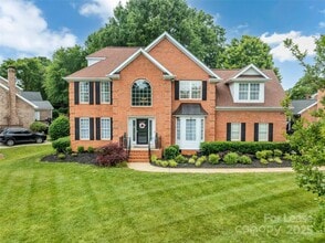 Building Photo - 15737 Agincourt Dr