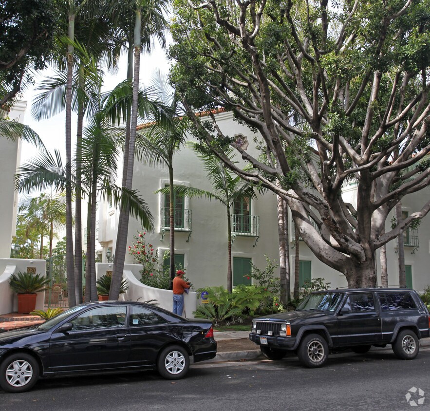 Building Photo - 928 20th St