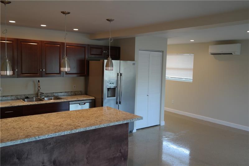 Foto del edificio - 1719 SW 17th St