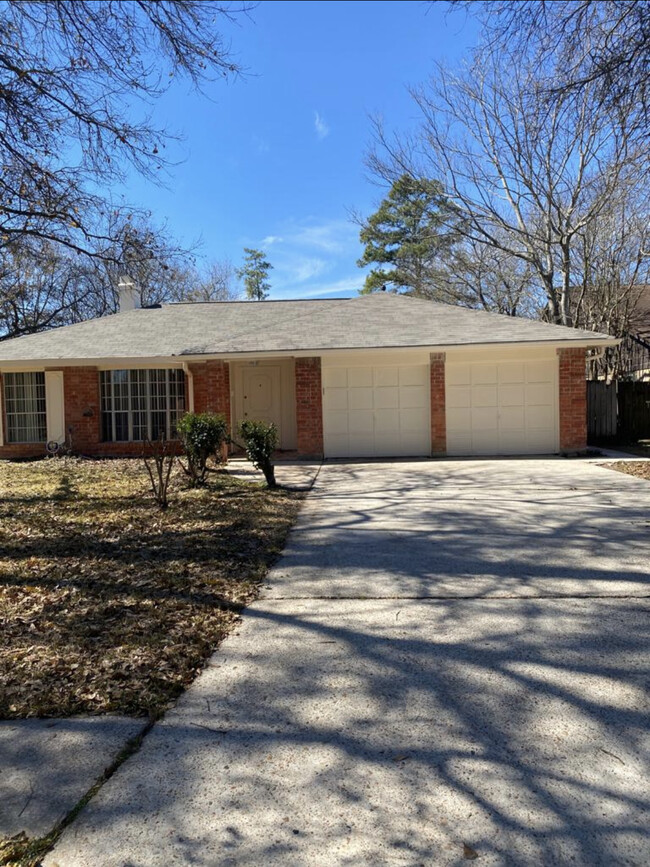 Building Photo - 17323 Camberwell Green Ln