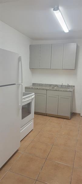 Foto del edificio - 5937 Taft St