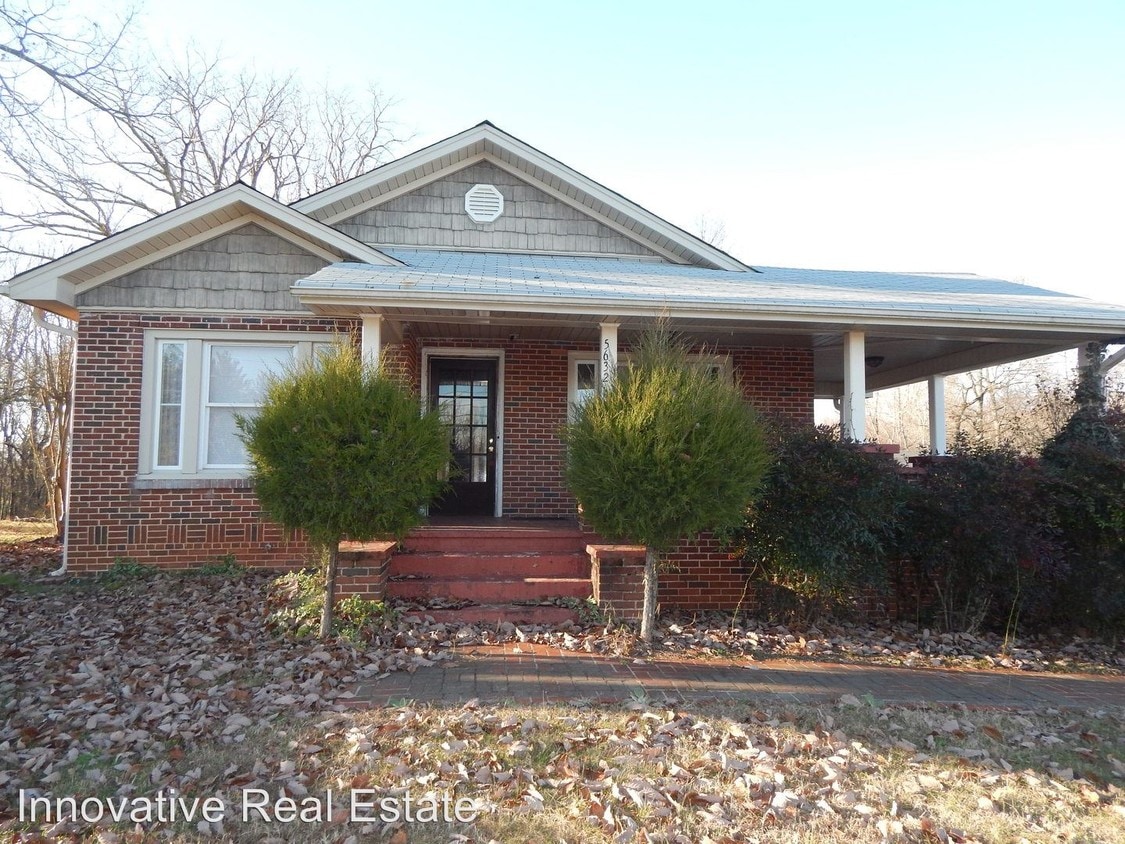Primary Photo - 5632 Old Walkertown Rd