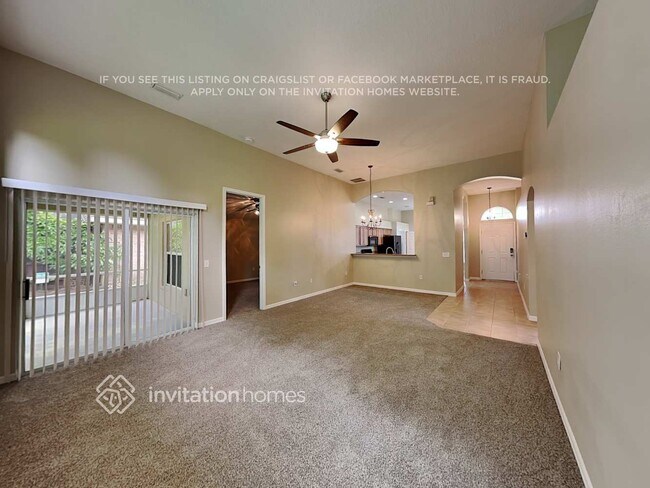 Foto del edificio - 586 Coral Trace Blvd