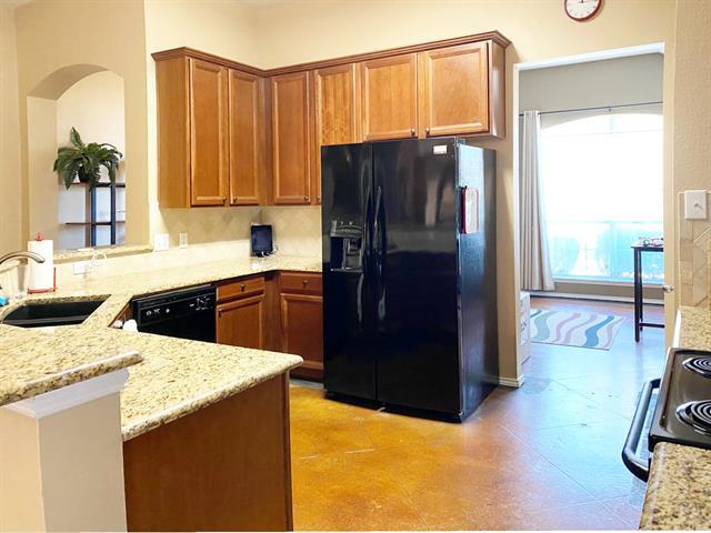 Foto del edificio - 724 Red Elm Ln