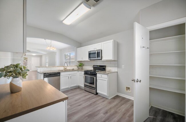 Cocina - 18022 Riata Crossing Dr
