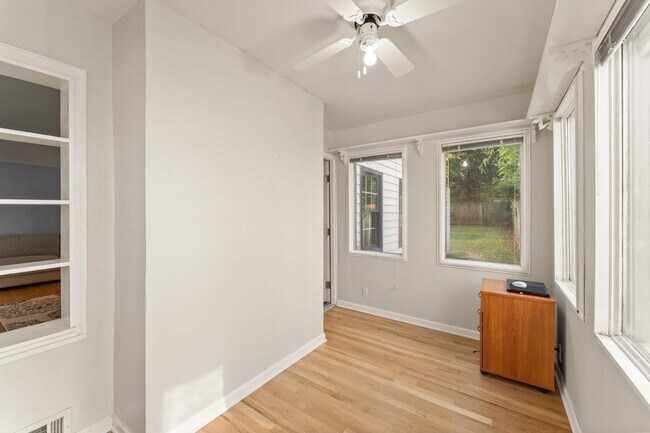 Foto del edificio - 1761 Coventry Rd