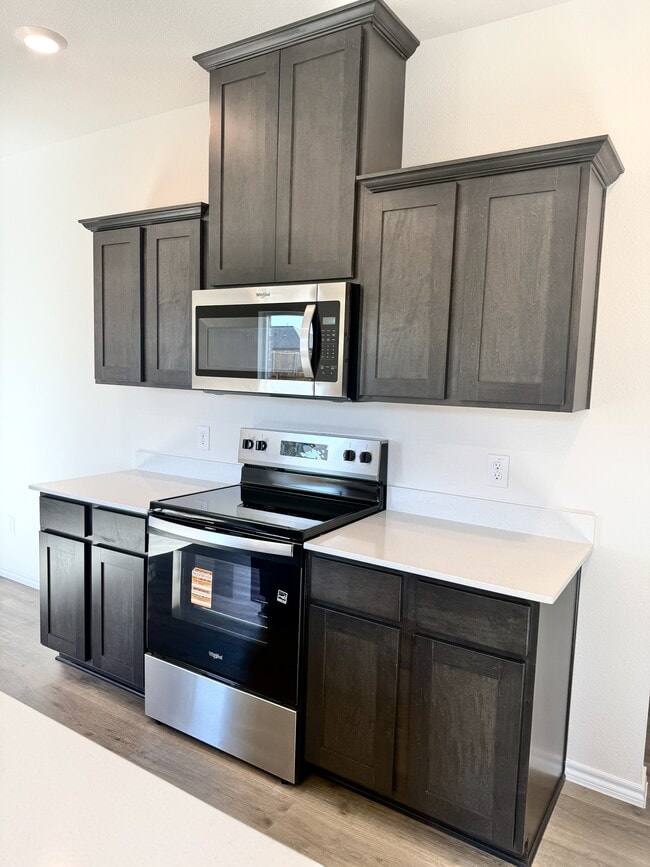 Foto del edificio - 1702 Fawn Crk Dr