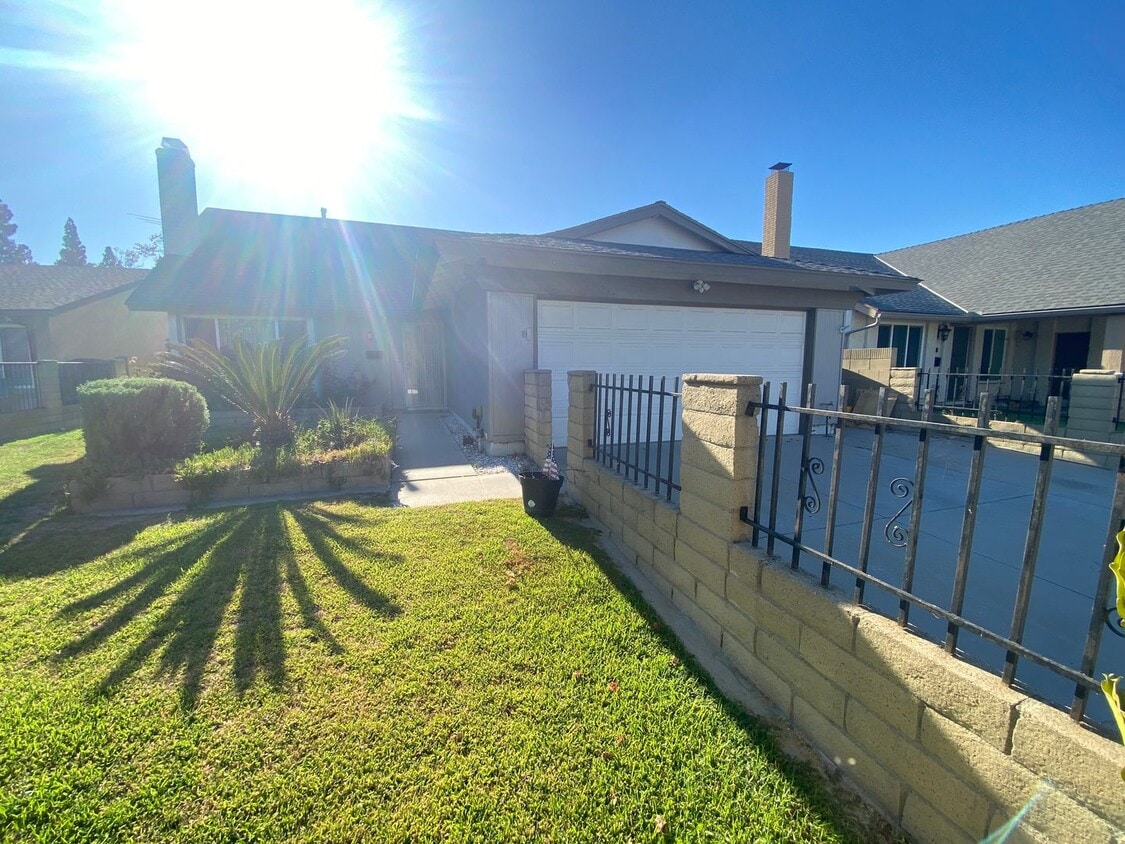 House For Rent In Cerritos