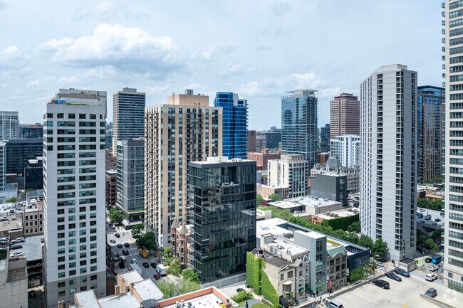 Foto aérea - 56 W Huron St