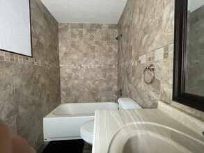 Building Photo - 3103 Sam Houston Dr