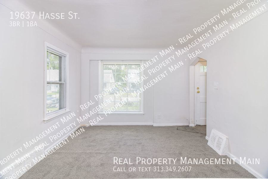 Primary Photo - 3 Bed 1 Bath on Hasse