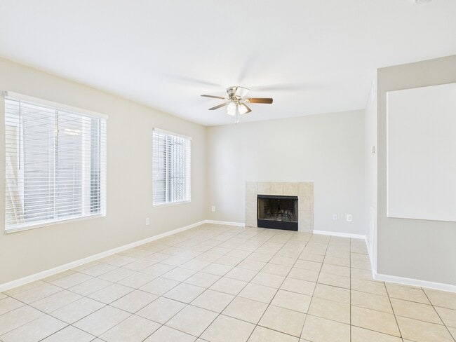 Building Photo - 12642 Ashford Meadow Dr