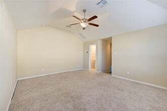 Building Photo - 6519 Point Hollow Ln