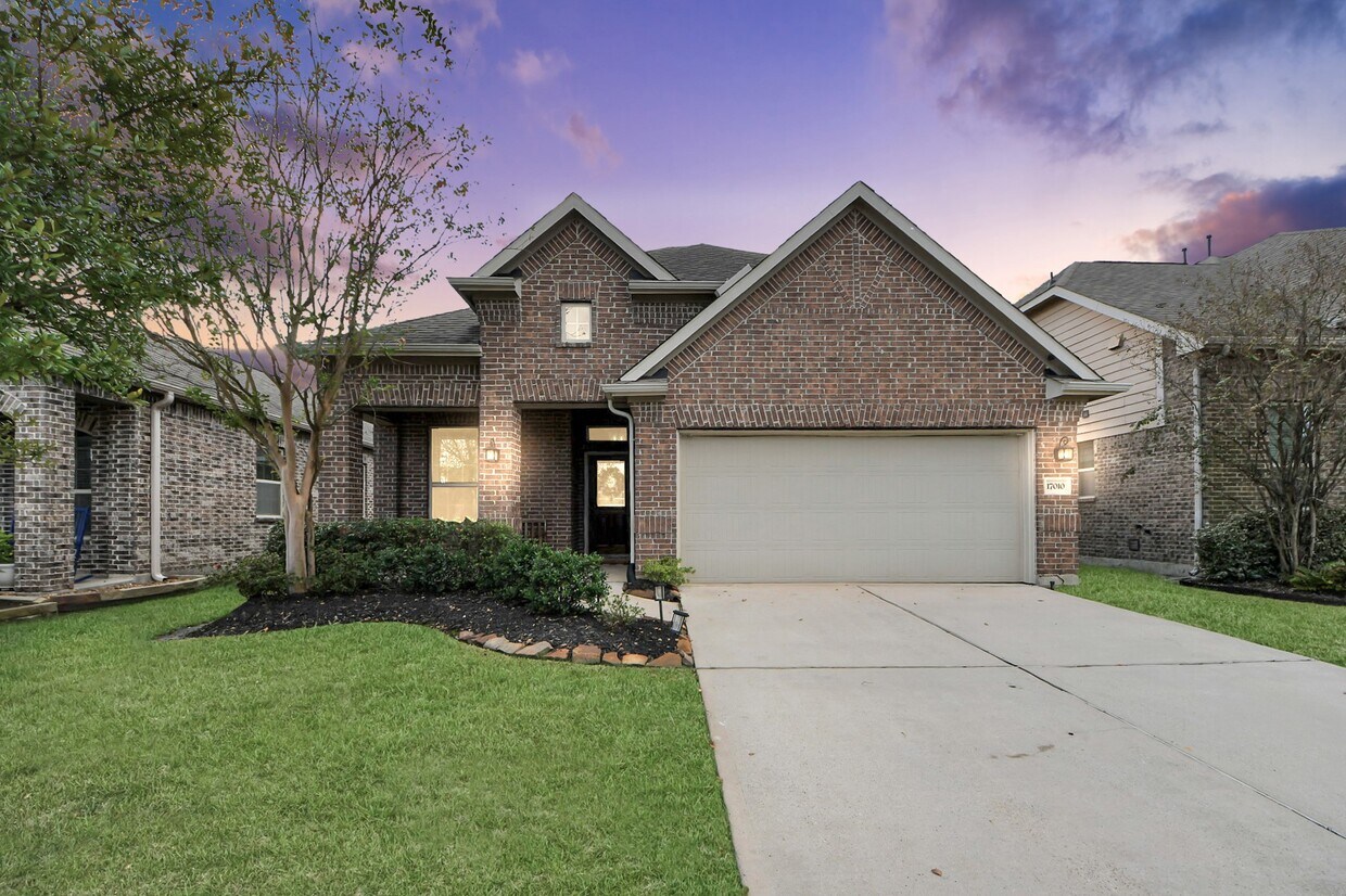 Foto principal - 17010 Upper Ridge Ln