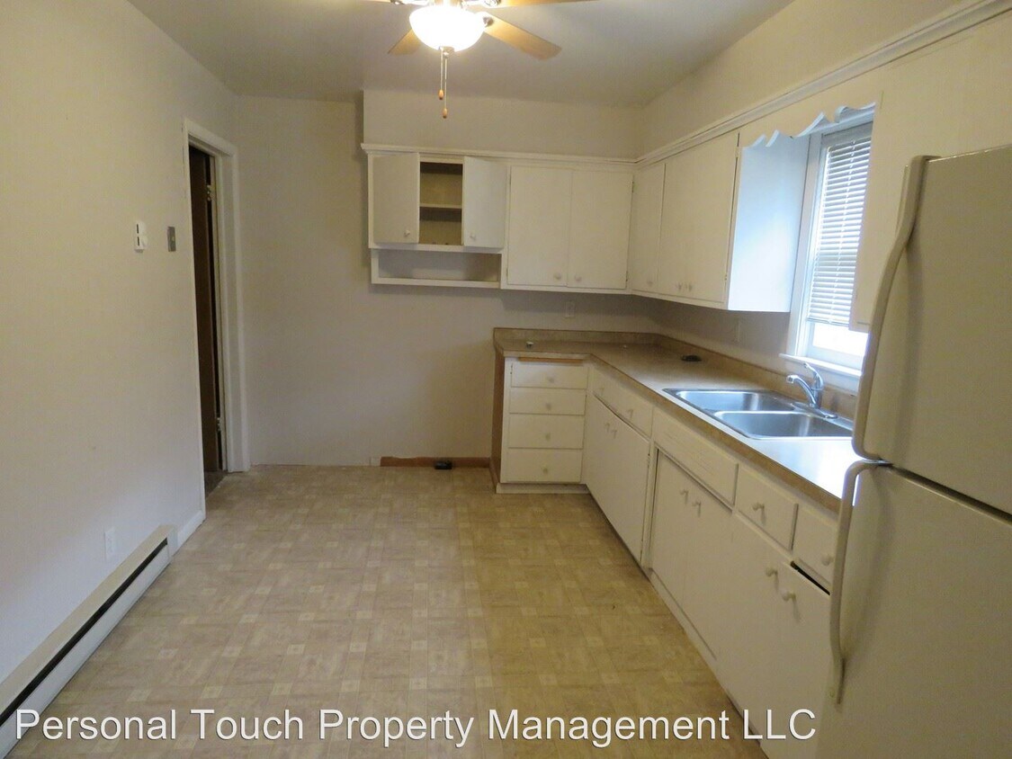 Primary Photo - 315 17th St S