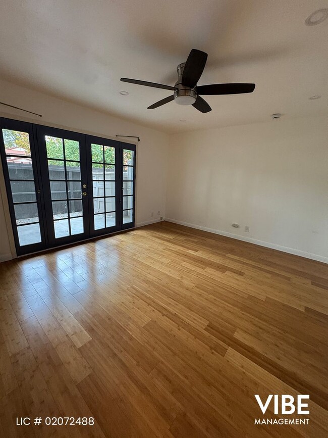 Foto del edificio - Just the sweetest 1 bedroom in West Park-B...