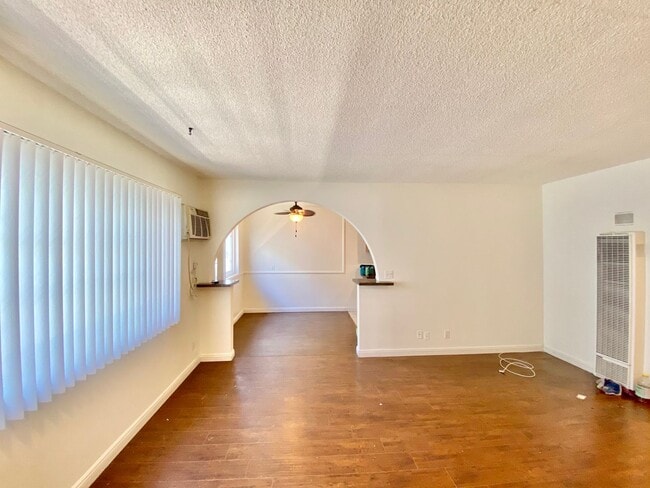 Building Photo - 3631 Midvale Ave