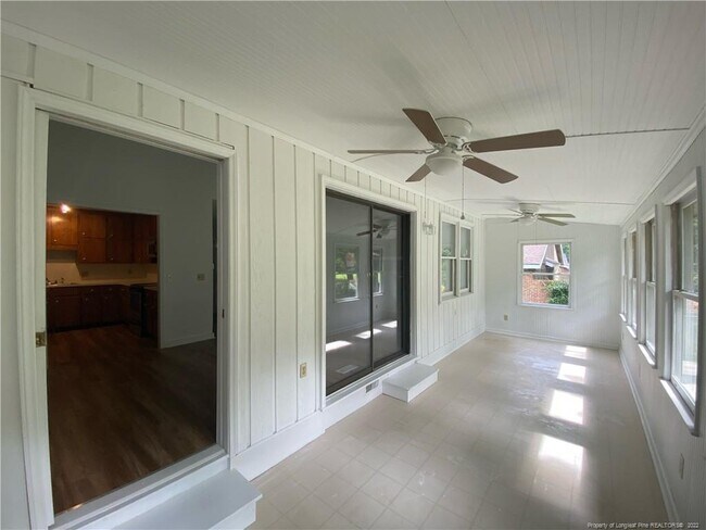 Building Photo - 314 Harbor Trce