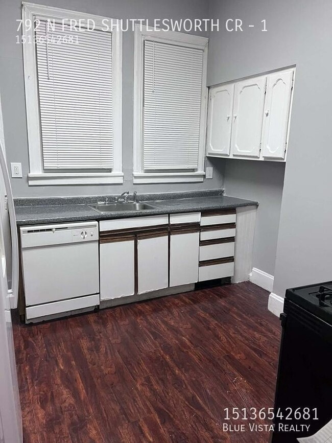 Building Photo - 792 N Fred Shuttlesworth Cir