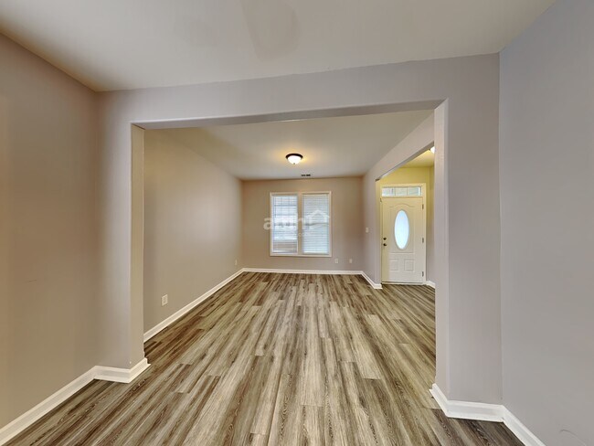 Building Photo - 12816 Walking Stick Dr