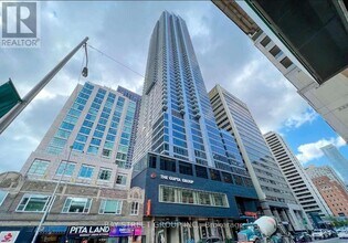Building Photo - 395 Bloor St E