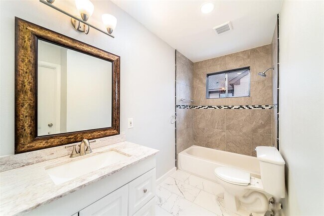 Foto del edificio - 2614 Cleburne St