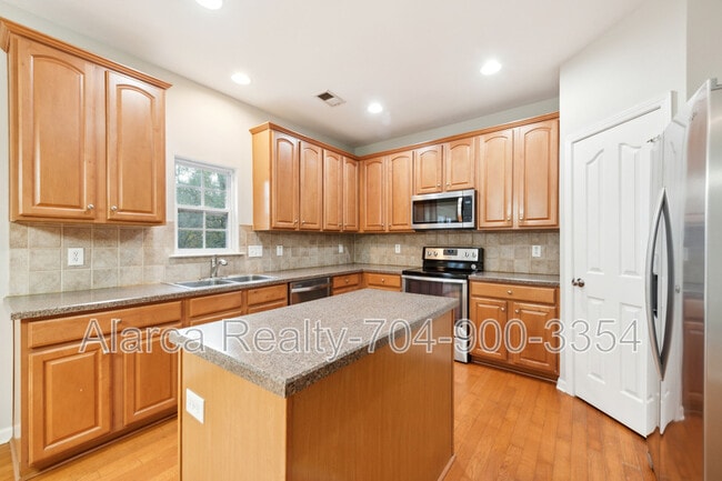 Foto del edificio - 2901 Meherrin Ct