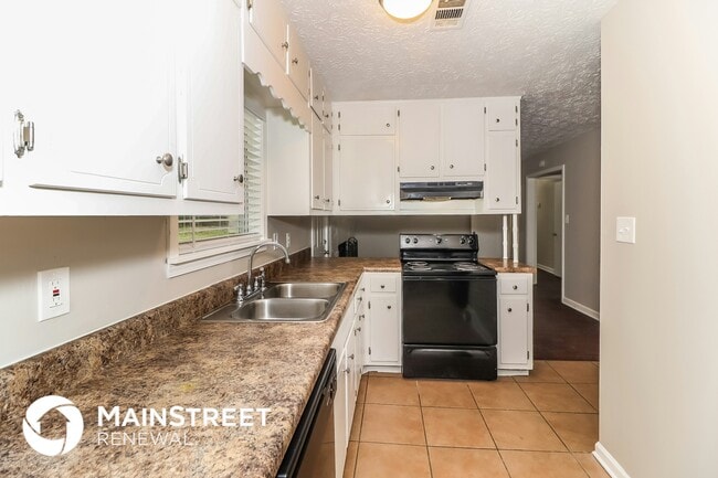 Building Photo - 3470 Valley Oaks Rd