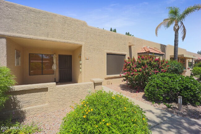 Foto del edificio - 14300 W Bell Rd
