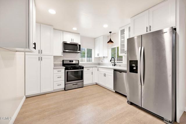 Foto principal - 3330 Thorpe Ave