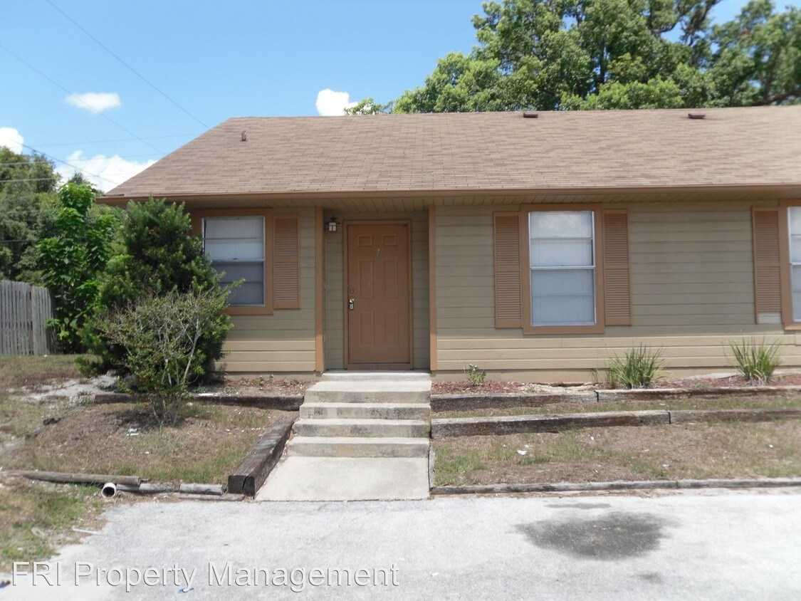 Primary Photo - 2 br, 2 bath Apartment - 7 Sandalwood Court
