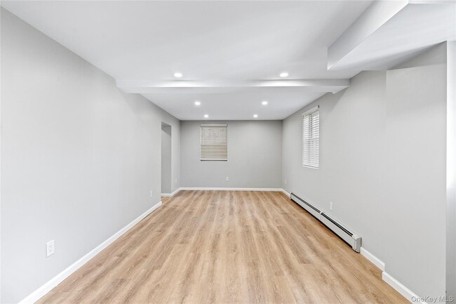 Foto del edificio - 5 Lakeview Ave