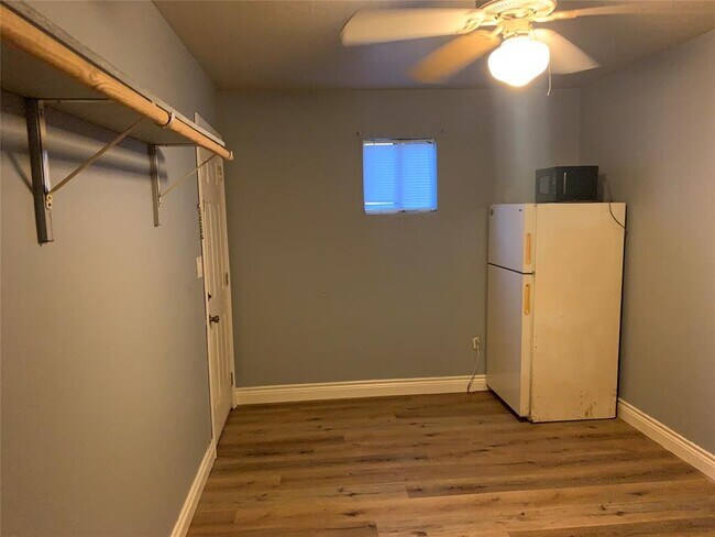 Building Photo - 9207 Cobbleshire Dr
