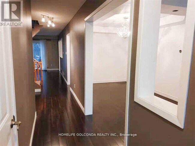 Building Photo - 48 Hadden Crescent