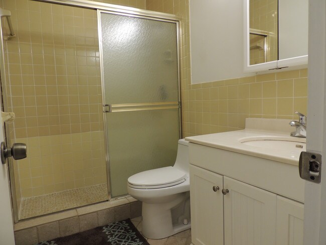 Baño - 4862 SE Anchor Ave