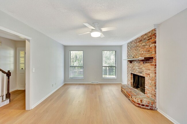 Building Photo - Two Story home in Archdale.