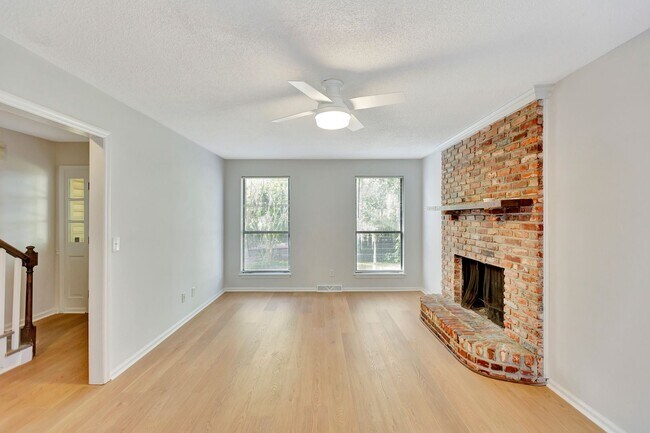 Foto del edificio - Two Story home in Archdale.