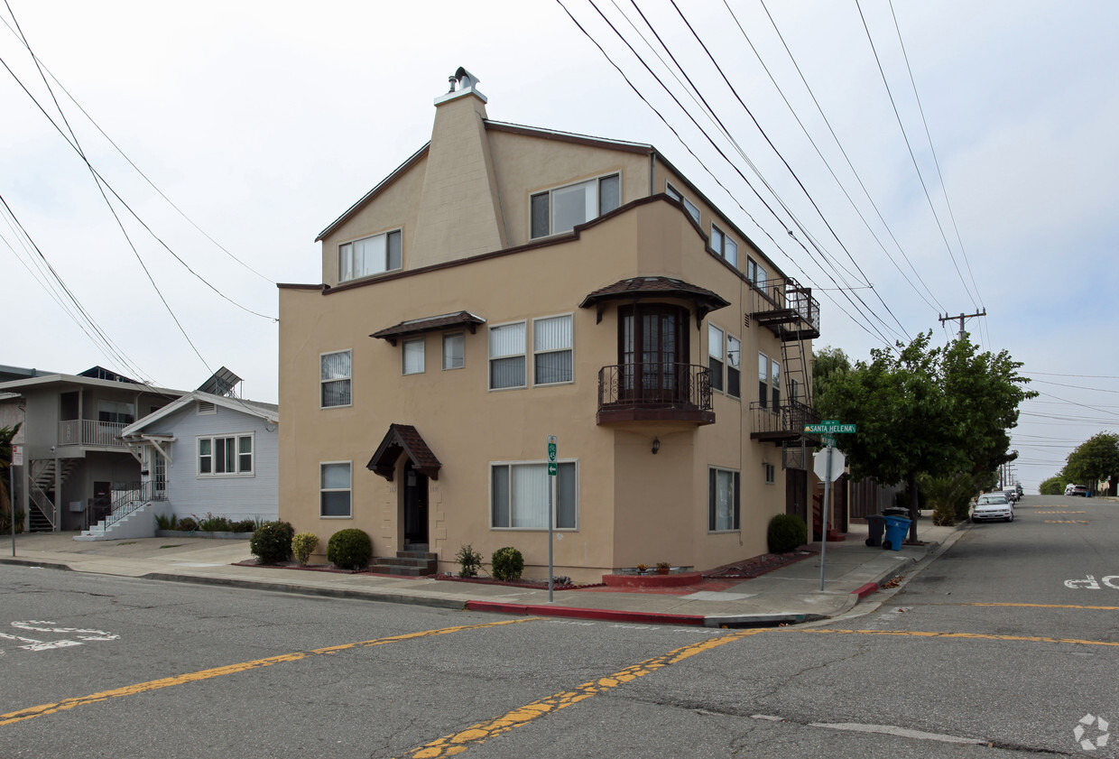Primary Photo - 165 Santa Helena Ave