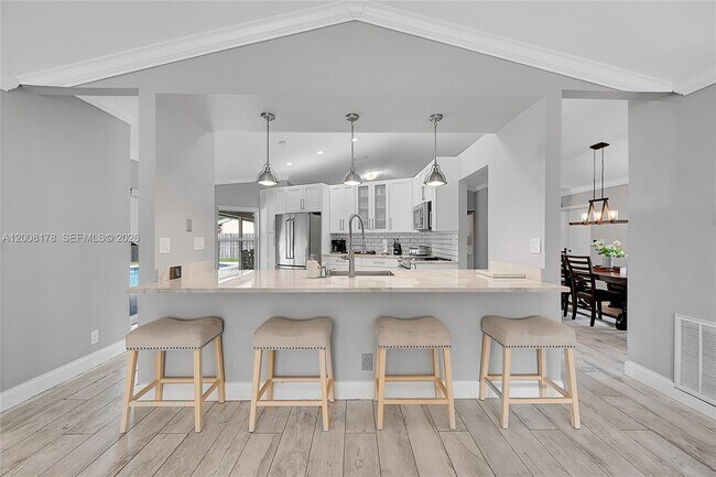 Foto del edificio - 9841 SW 1st St