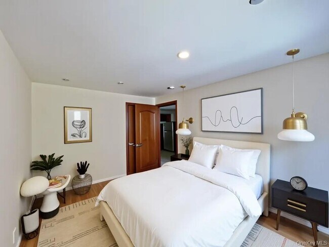 Foto del edificio - 35-61-61 84th St