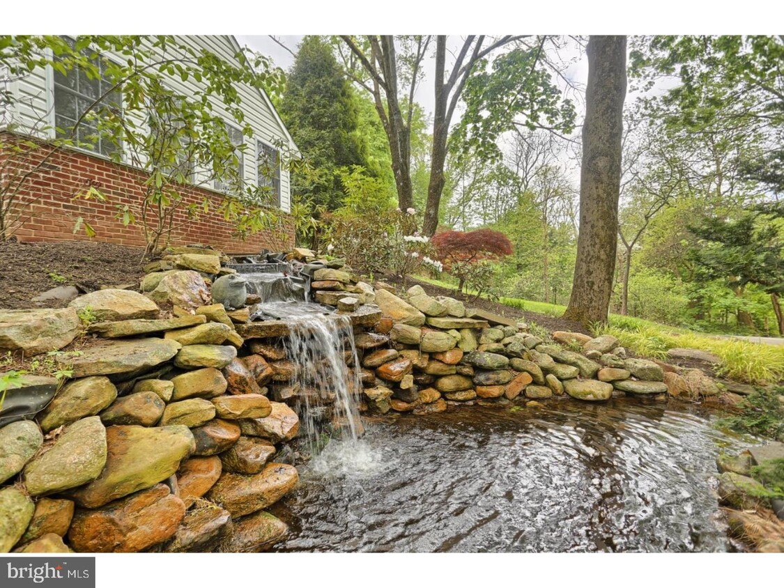 Primary Photo - 3227 Mill Rd