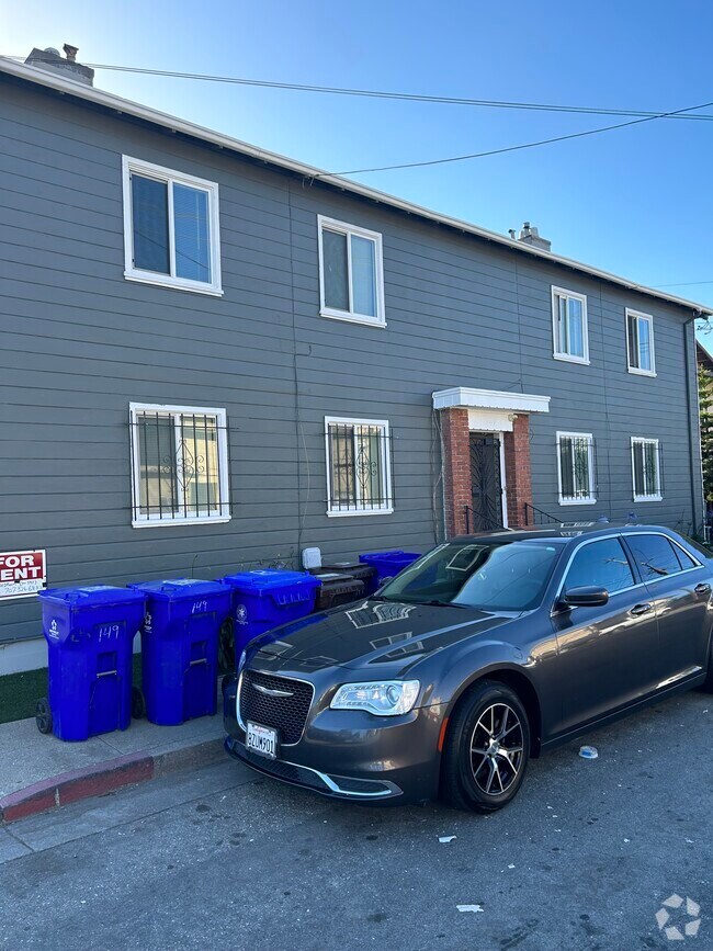 Building Photo - 149 Marina Way