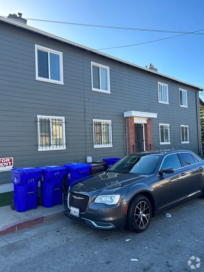 Building Photo - 149 Marina Way