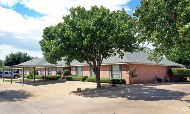 Building Photo - Crescent Village North and South