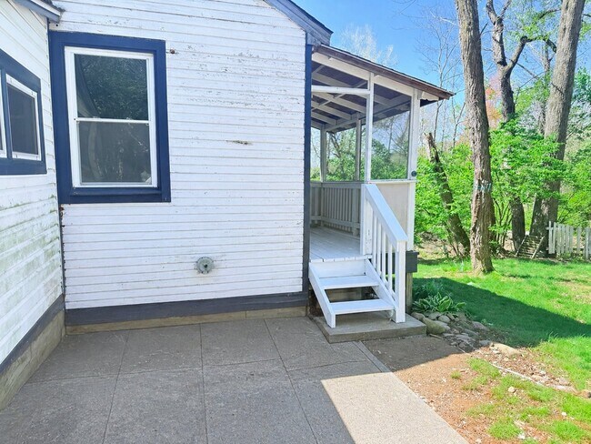 Foto del edificio - 7 Kennedy Ln