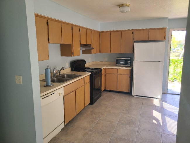 Building Photo - 1224 Moselle Ave