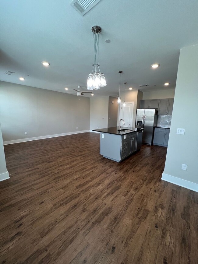 Foto del edificio - Beautiful New Townhome in Argyle ISD!