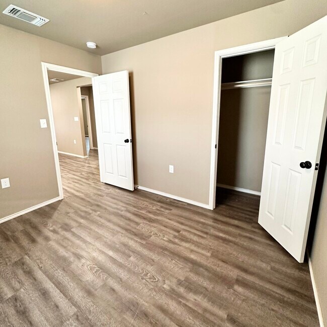 Foto del edificio - 524 46th St